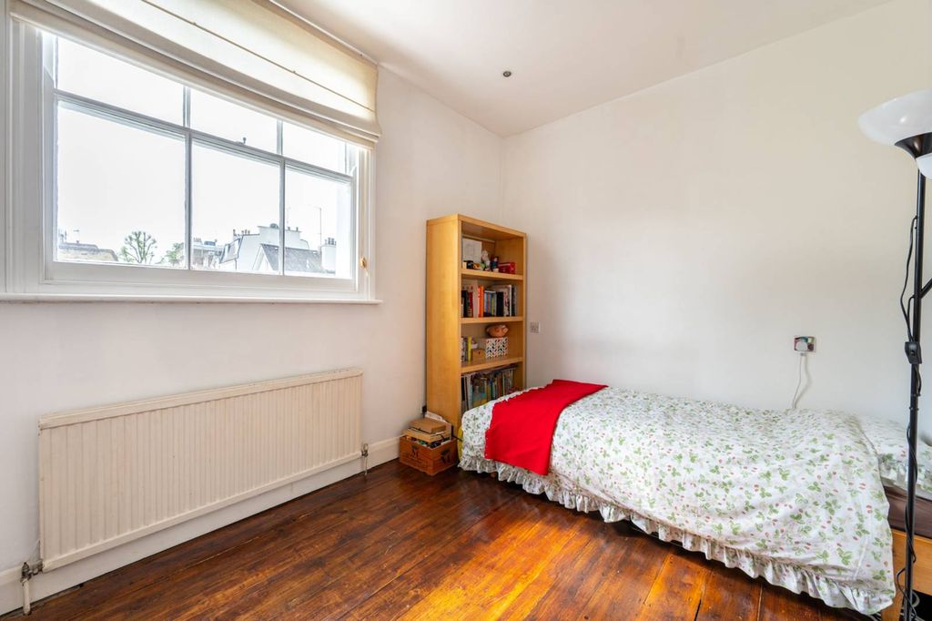 Property photo 3 of 9