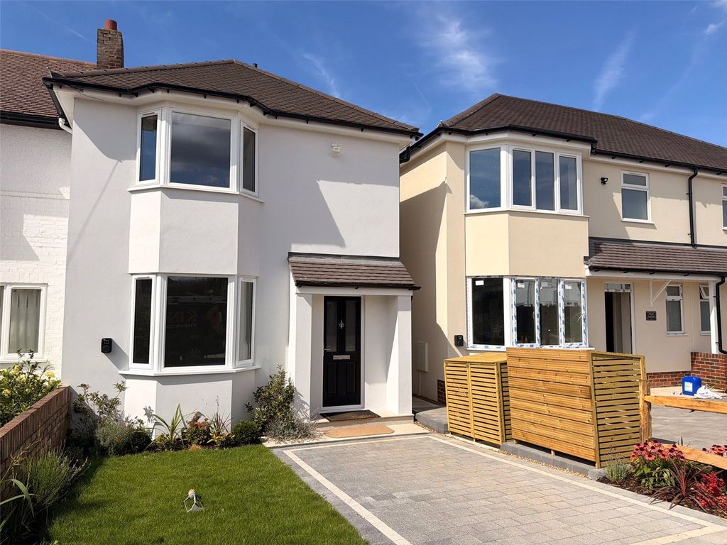 Property photo 1 of 11 Picture No. 26