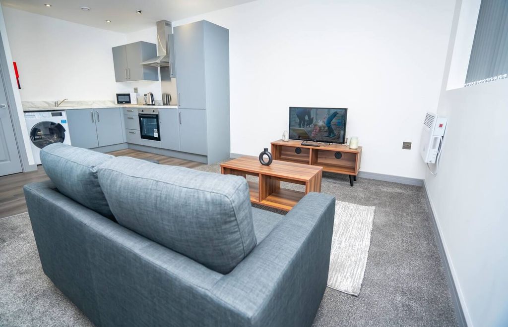 Property photo 3 of 9 Image