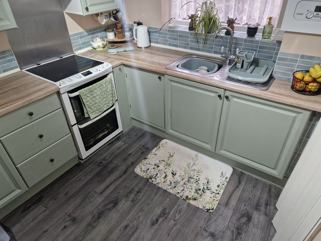 Property photo 3 of 17