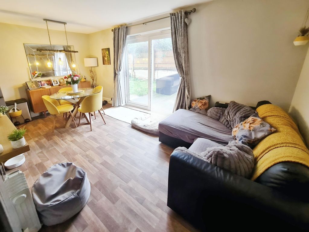 Property photo 2 of 19 Photo #2