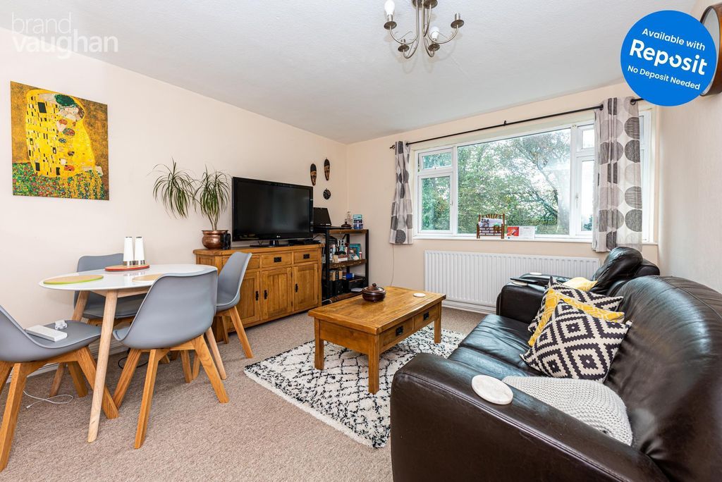 Property photo 2 of 5 (Main)