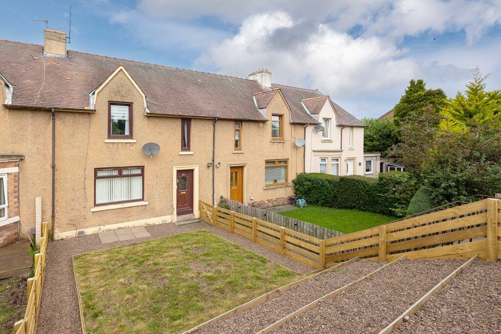 Property photo 1 of 24