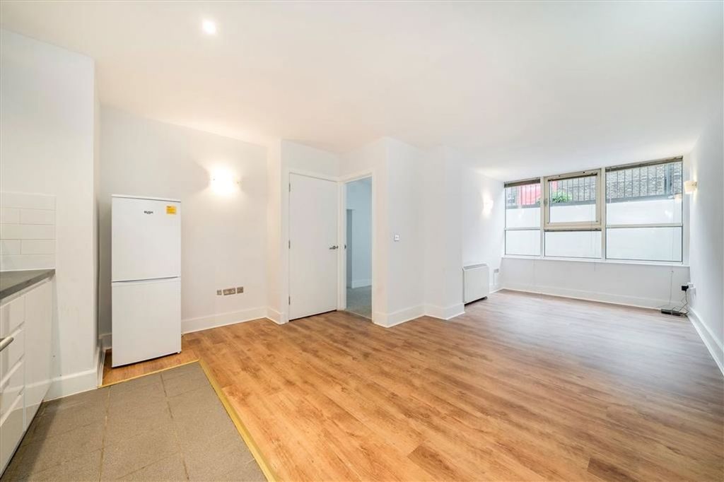 Property photo 2 of 6