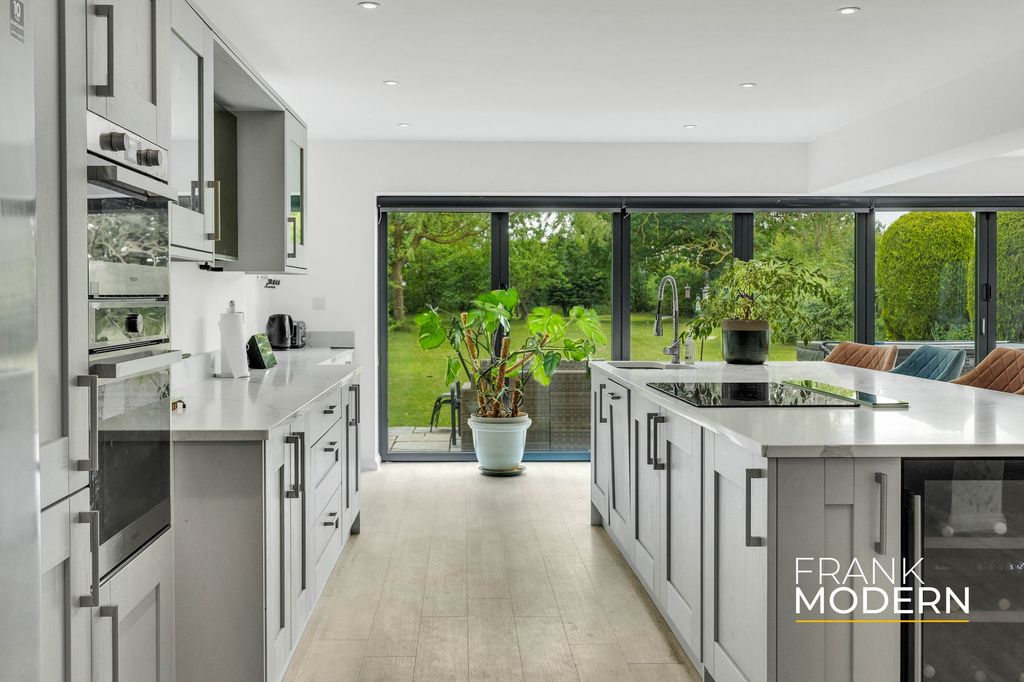 Property photo 3 of 45 Kitchen