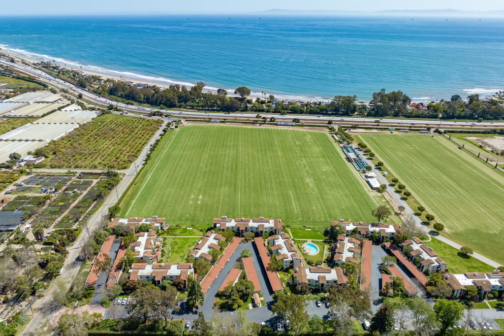 Property photo 2 of 10 <Alttext/>