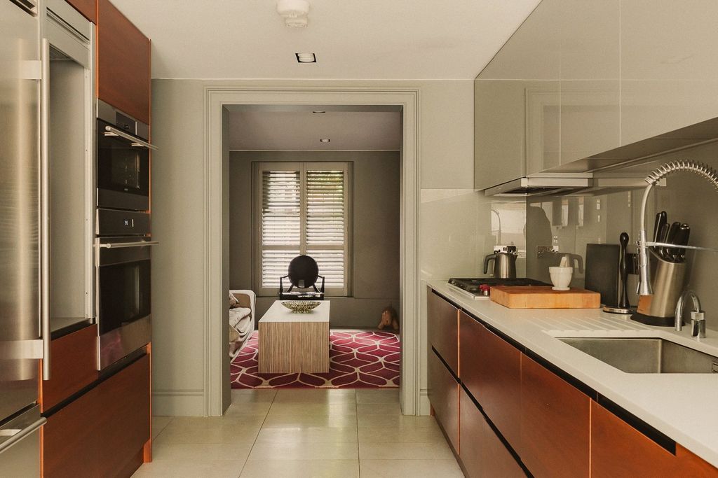 Property photo 2 of 13 Kitchen