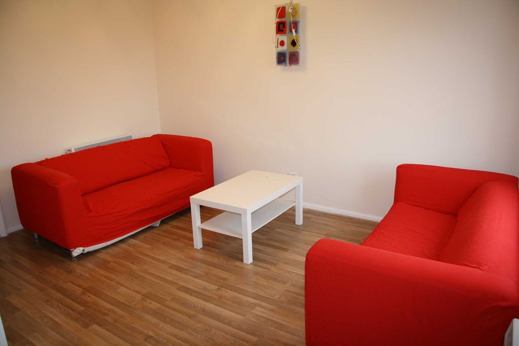 Property photo 3 of 8 Img_28961_1_Original.Jpg