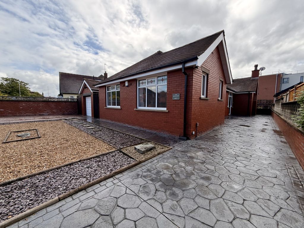 Property photo 3 of 31