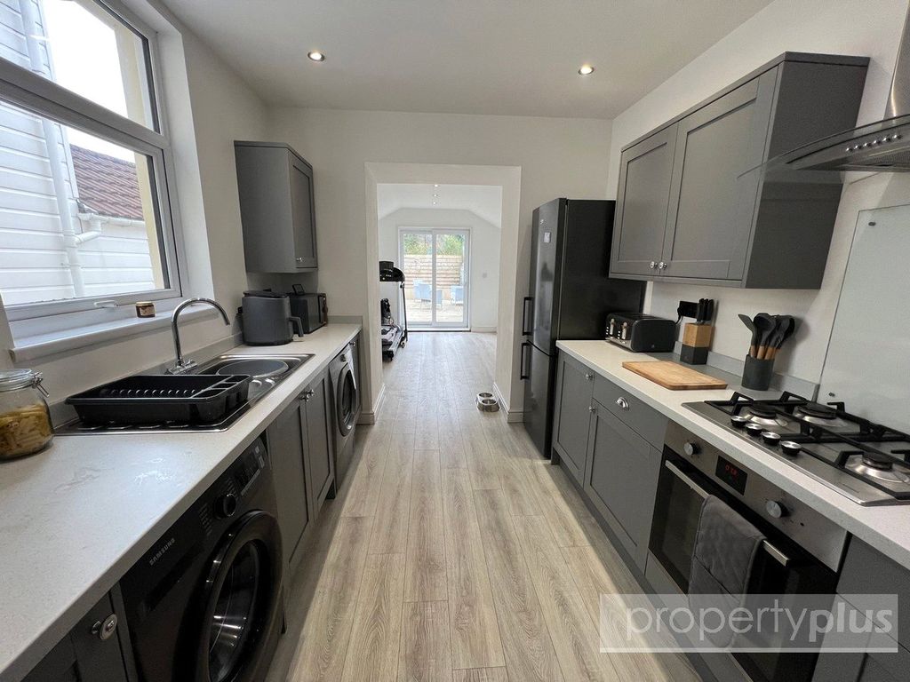 Property photo 3 of 17 Picture No. 09