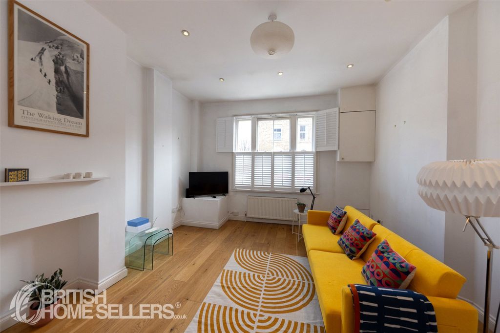 Property photo 3 of 10 Picture No. 06