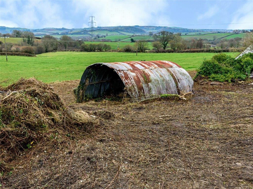Property photo 2 of 13 Picture No. 04