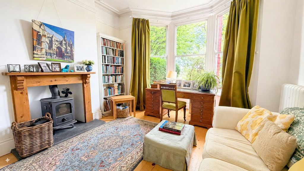 Property photo 2 of 19