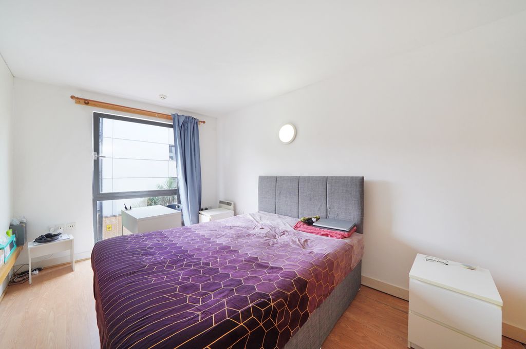 Property photo 3 of 10