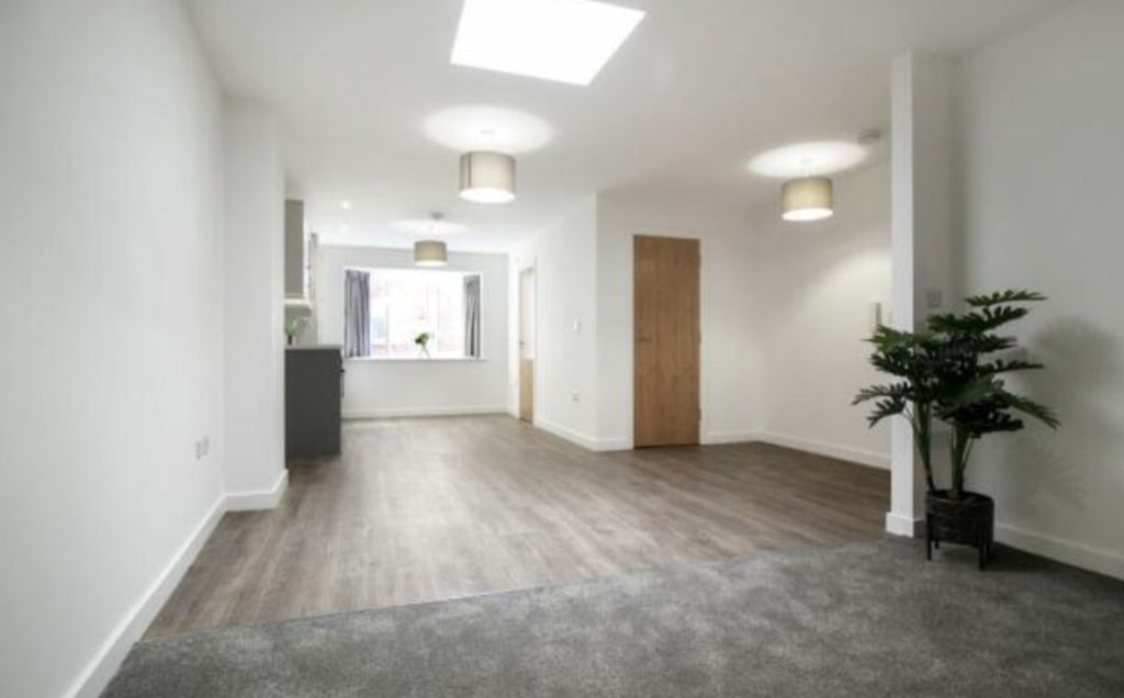 Property photo 2 of 5