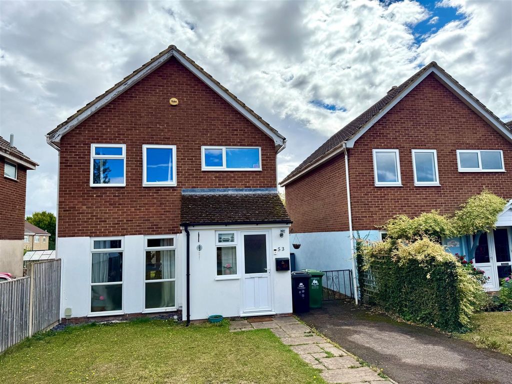 Property photo 1 of 17 Birchwood Road