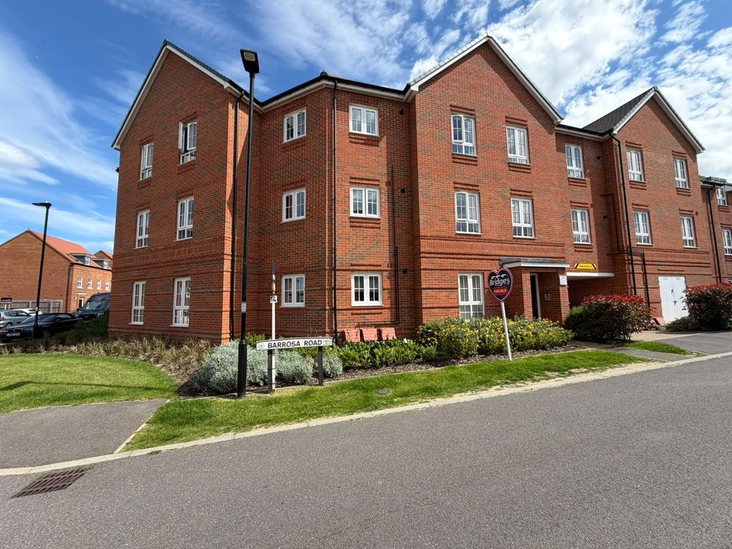 Property photo 1 of 11 Picture No. 18