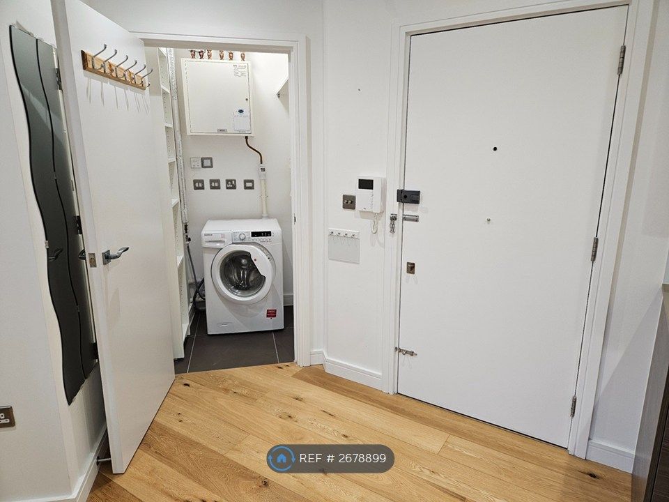 Property photo 3 of 6