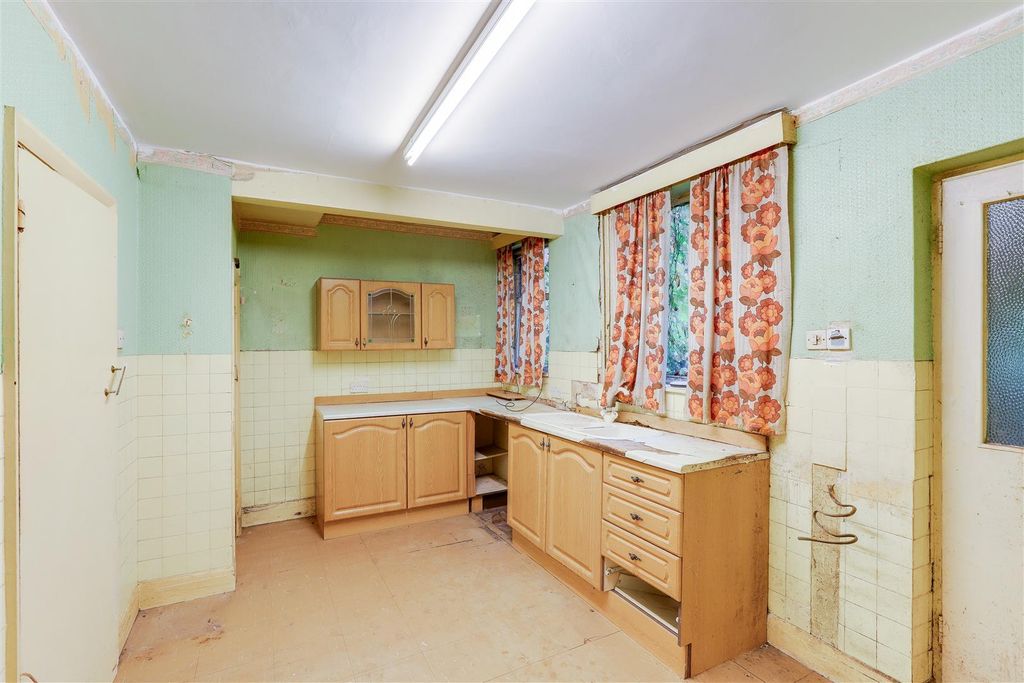 Property photo 3 of 13 031025_27.Jpg