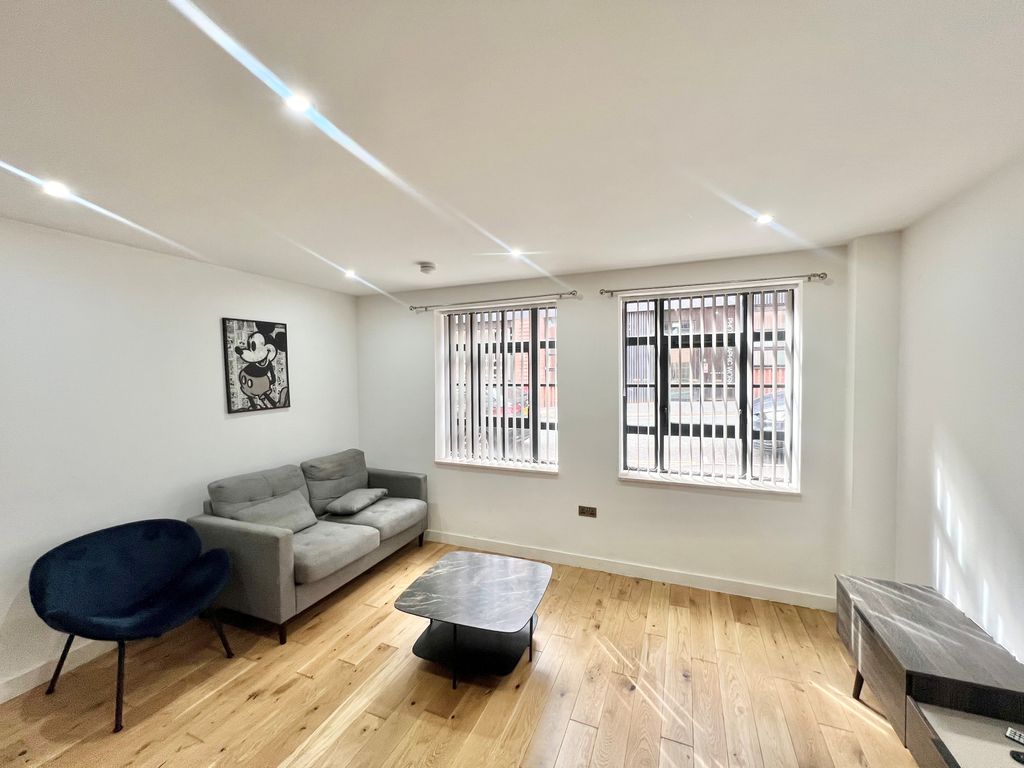 Property photo 1 of 4