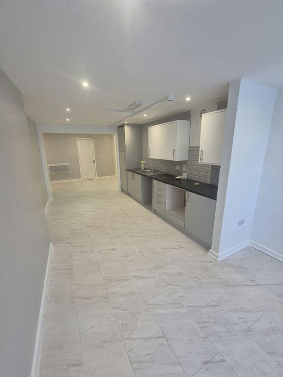 Property photo 2 of 11 P7.Jpg