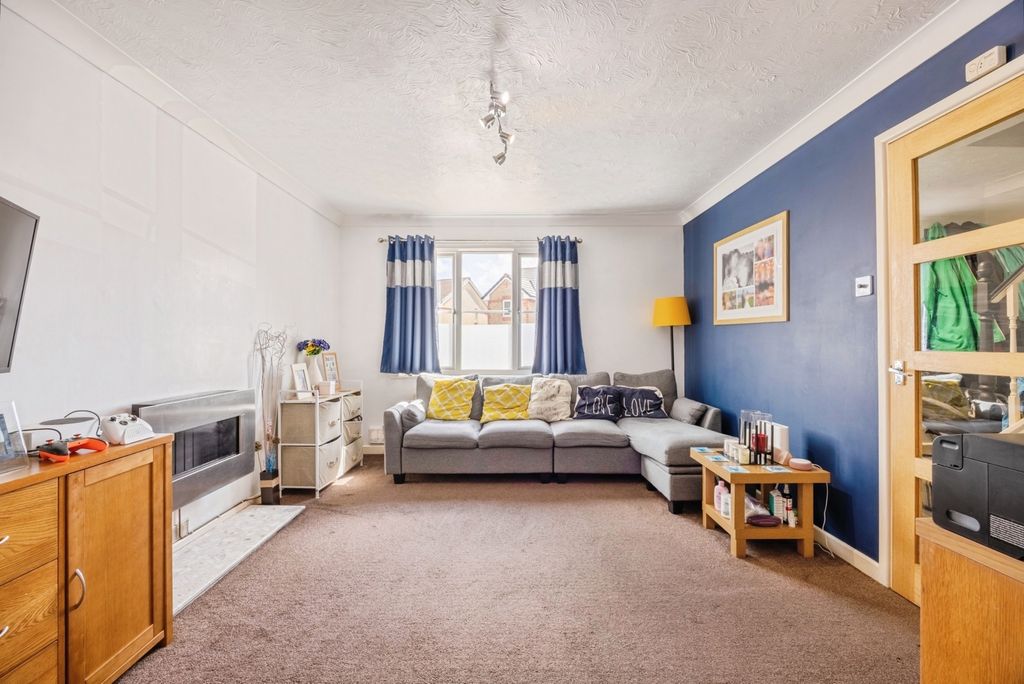 Property photo 3 of 21 Pbox-Img.Jpg