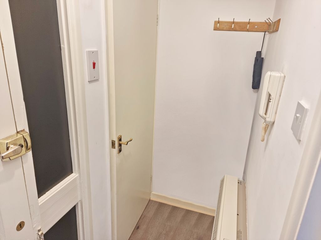 Property photo 3 of 7 20211025_142845 - 2