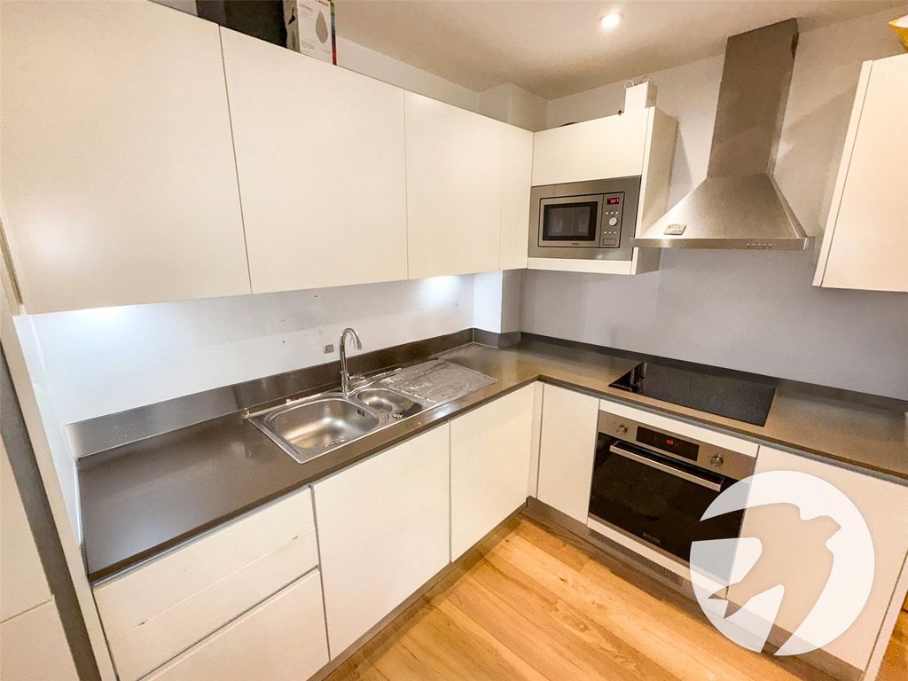 Property photo 3 of 8 Picture No. 09