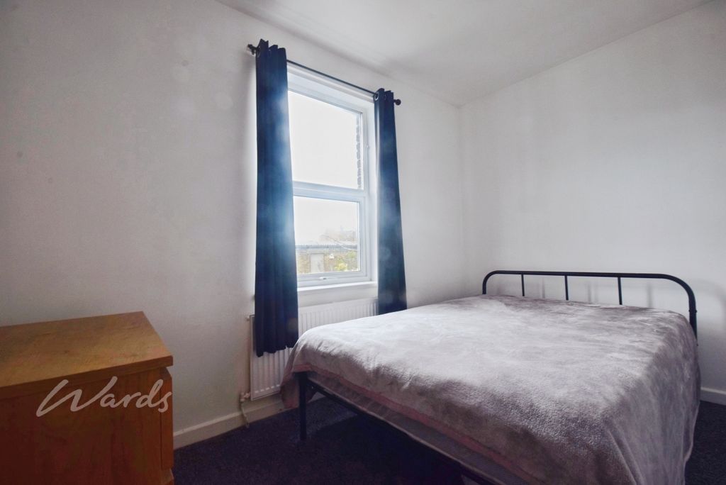 Property photo 3 of 5 Eth 52 Studio Bed...