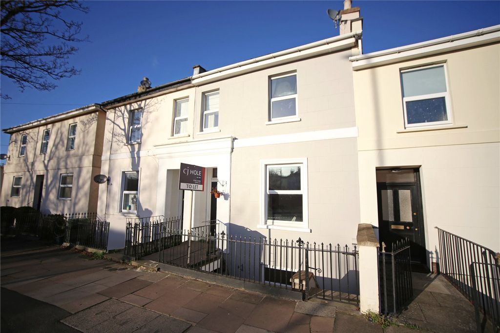 Property photo 2 of 13 Picture No. 17