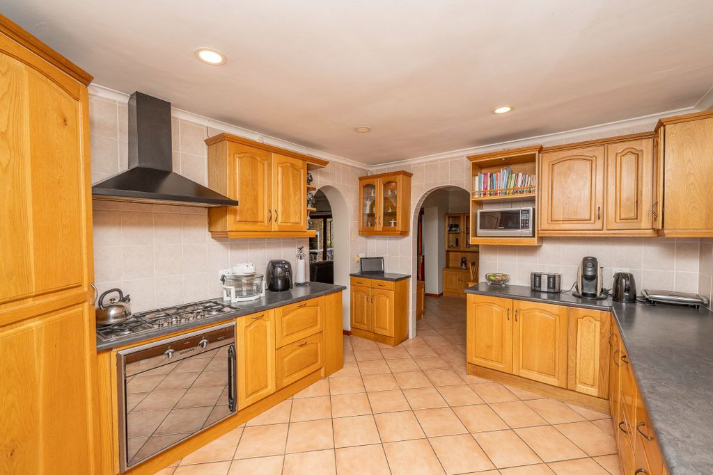 Property photo 2 of 73 Dbv1649668