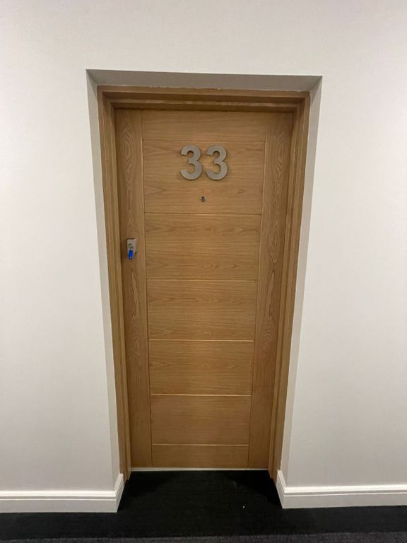 Property photo 3 of 9 Gallery