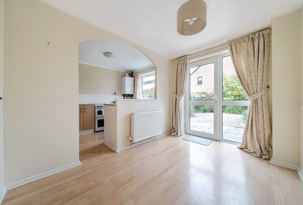 Property photo 3 of 17 1369005-18-68F23B...