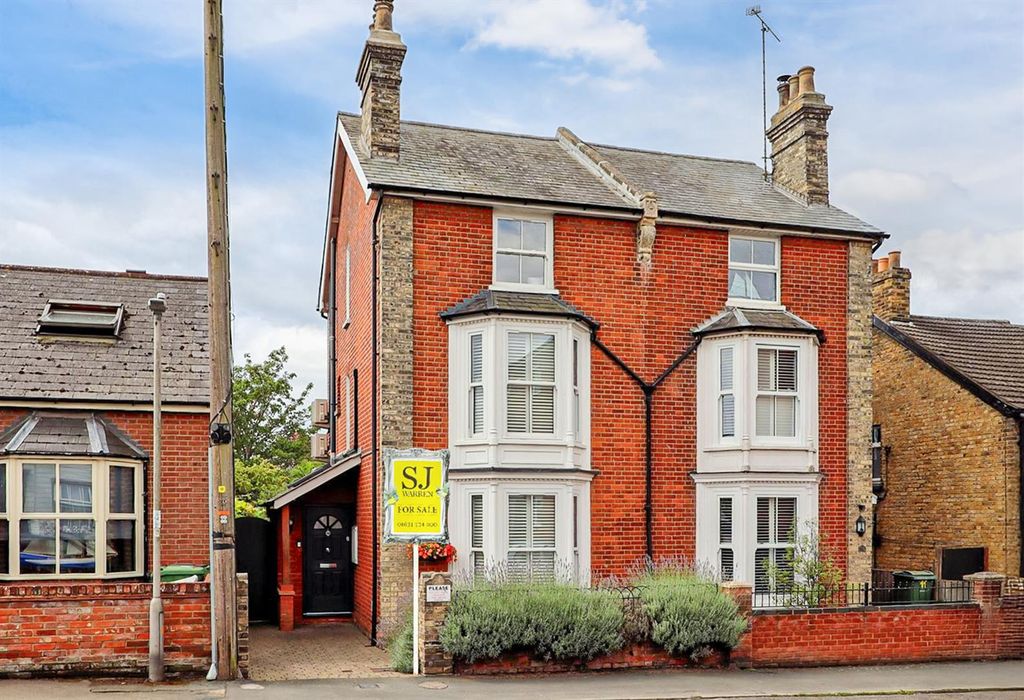 Property photo 1 of 18 Front