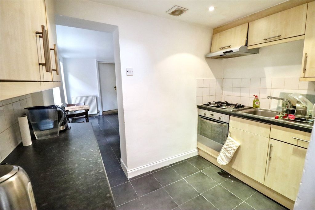 Property photo 3 of 11 Picture No. 02