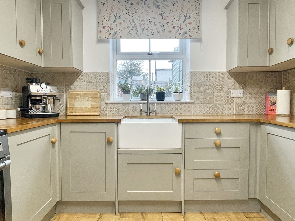 Property photo 2 of 28 Img_8053