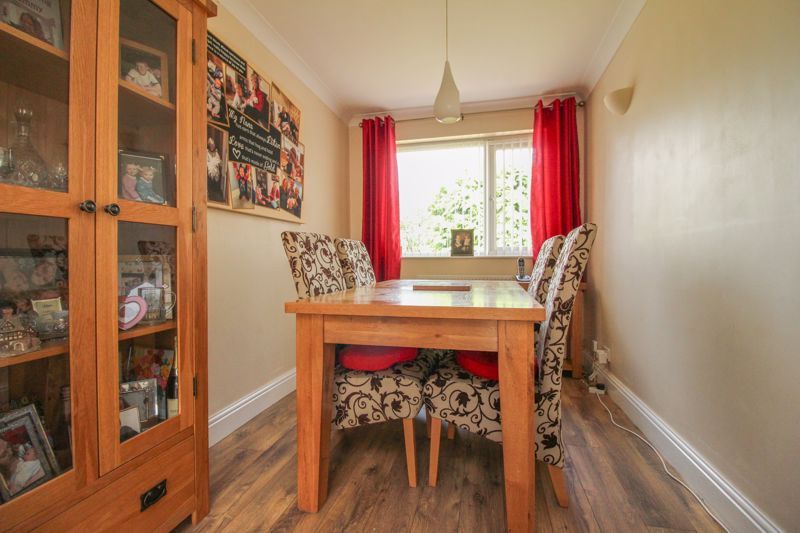 Property photo 3 of 11 Photo 6