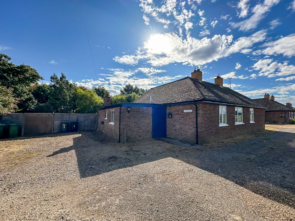Property photo 1 of 27 Img_3844