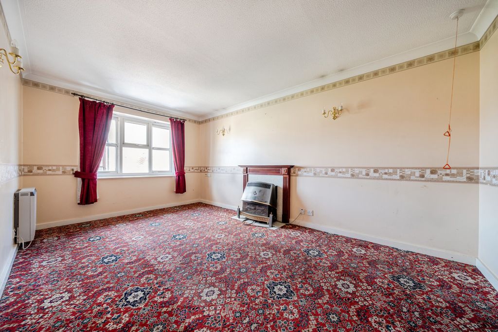 Property photo 2 of 6 Reception Room