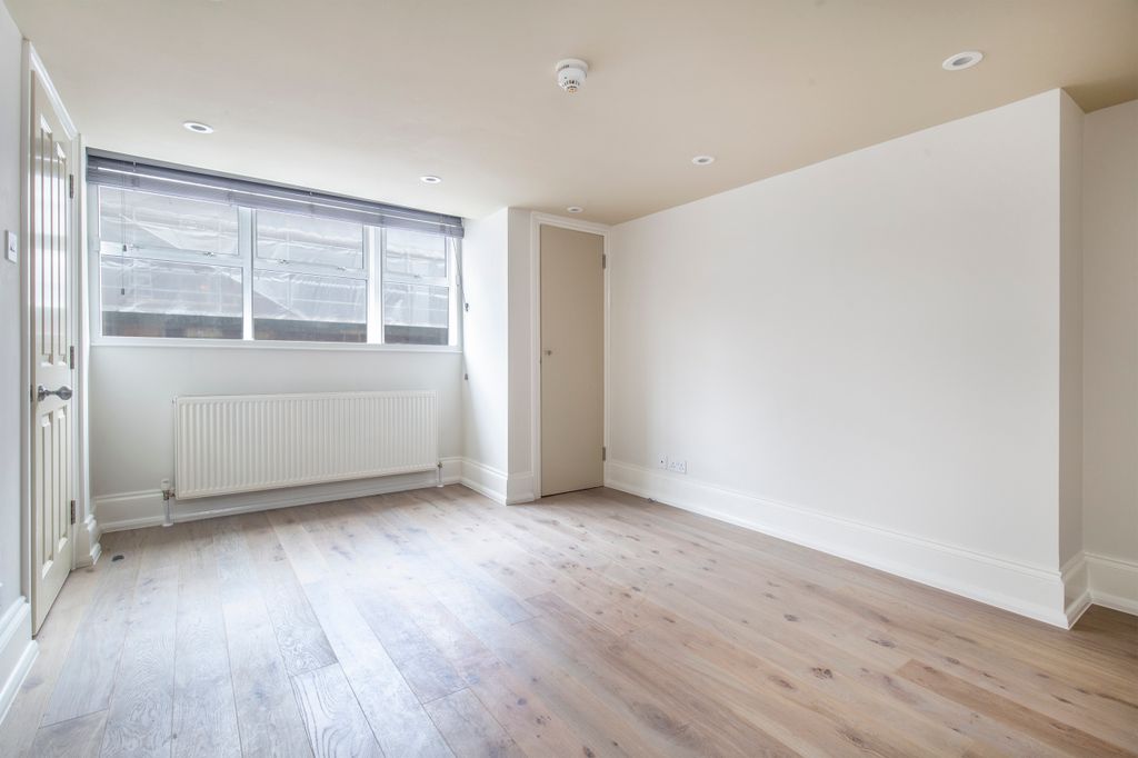 Property photo 2 of 10 Image