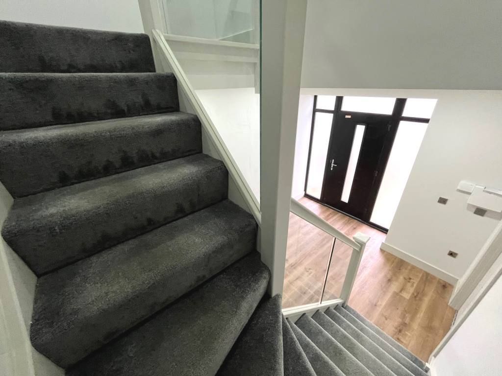 Property photo 3 of 16 Photograph 3