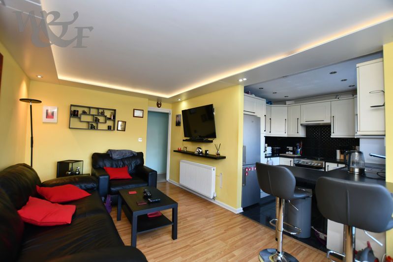 Property photo 3 of 14 Photo 15