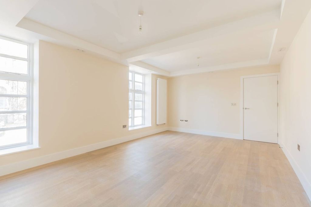 Property photo 2 of 4