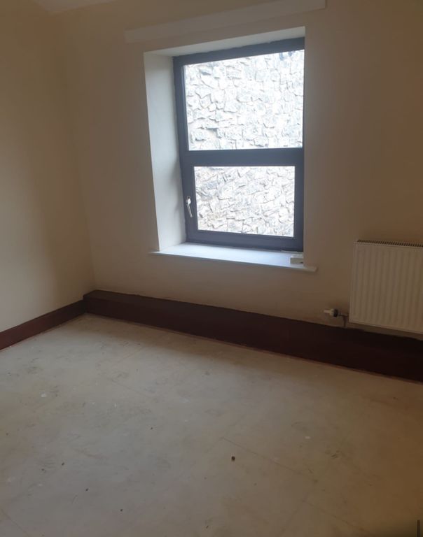 Property photo 3 of 3