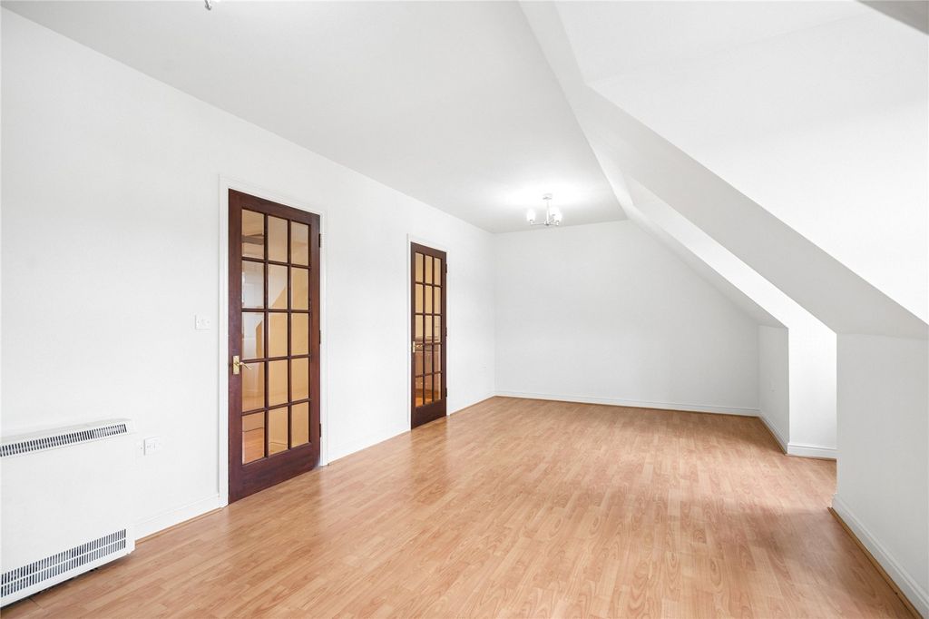 Property photo 3 of 16 Sitting/Dining Room
