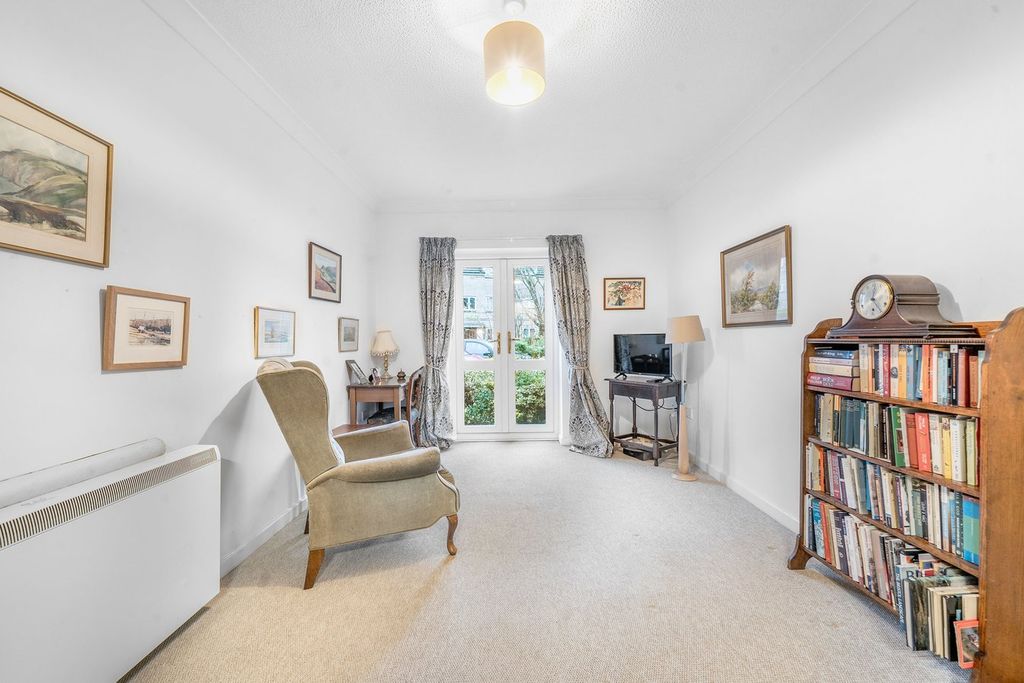 Property photo 3 of 8