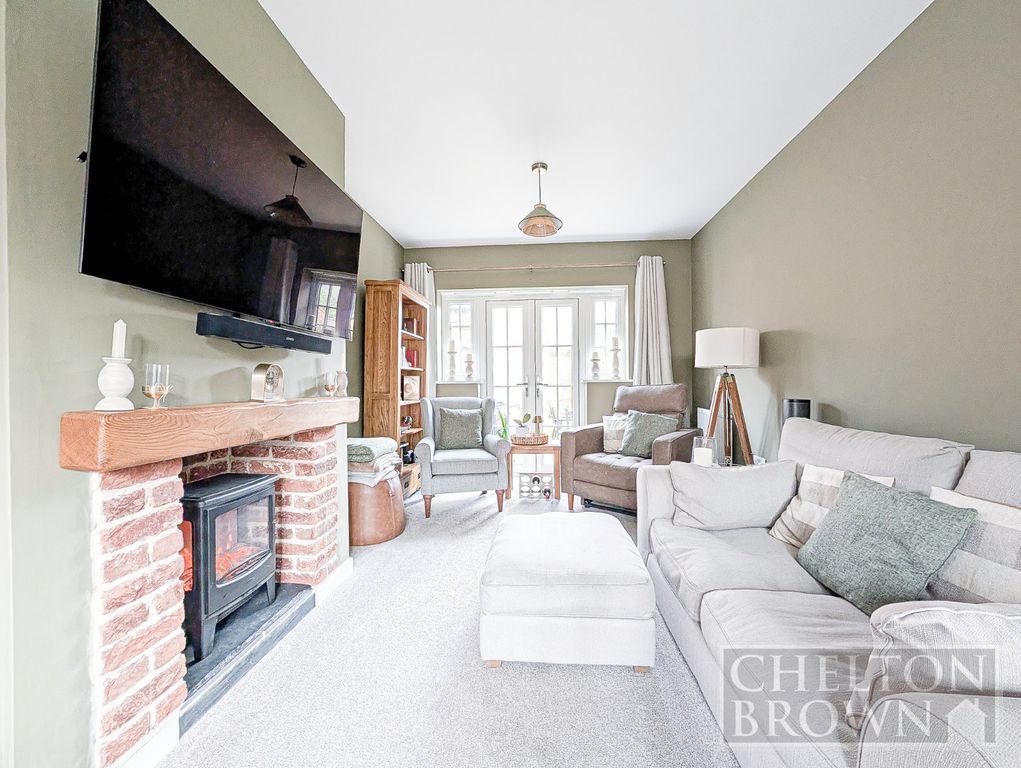 Property photo 2 of 51 Living Room