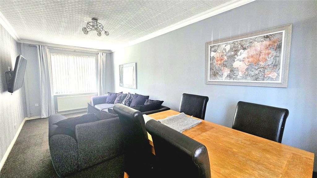 Property photo 3 of 12 Picture No. 01