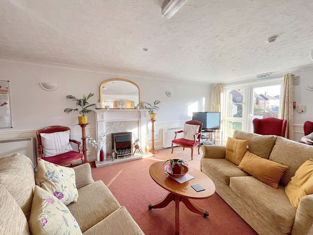 Property photo 2 of 13