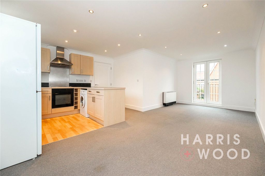 Property photo 2 of 14 Picture No. 20